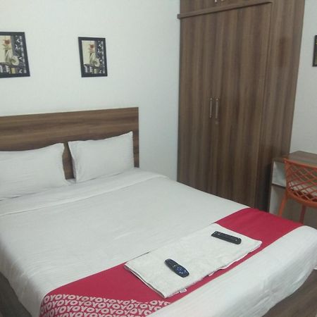 Bed and Breakfast Sk Residency Bangalore Esterno foto