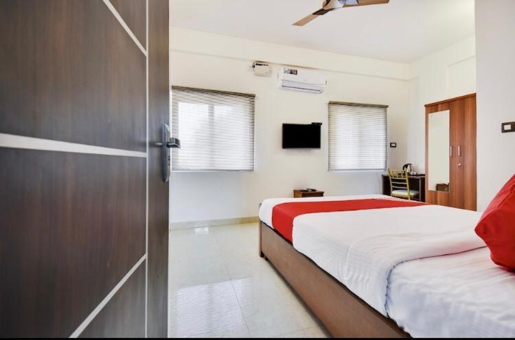 Bed and Breakfast Sk Residency Bangalore Esterno foto