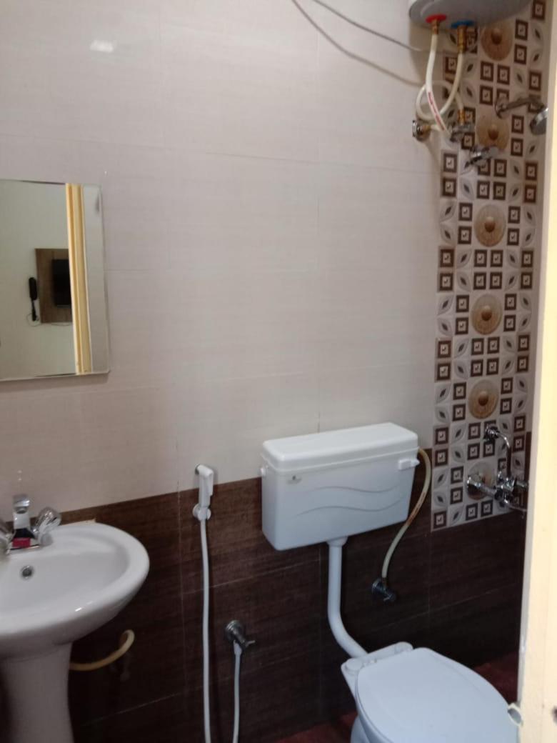 Bed and Breakfast Sk Residency Bangalore Esterno foto
