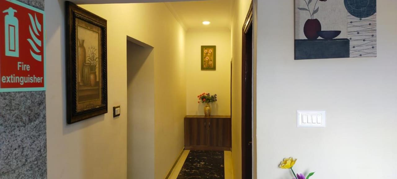 Bed and Breakfast Sk Residency Bangalore Esterno foto